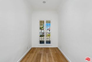 Residential Income, 9654 Olympic blvd, Beverly Hills, CA 90212 - 6