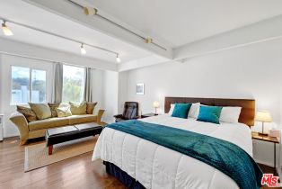 , 9011 Rosewood ave, West Hollywood , CA 90048 - 23