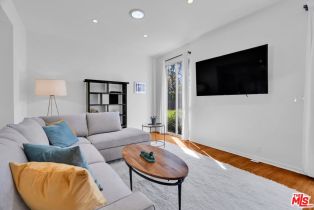 , 9011 Rosewood ave, West Hollywood , CA 90048 - 8