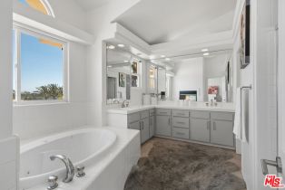 Condominium, 6455 Zuma View pl, Malibu, CA 90265 - 11