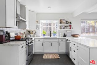 Single Family Residence, 5131 Tendilla ave, Woodland Hills, CA 91364 - 15