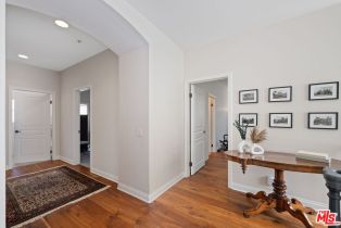 Single Family Residence, 16754 Calle De Catalina, Pacific Palisades, CA 90272 - 19