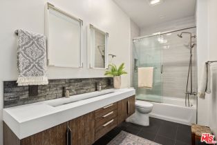 Condominium, 14144 Dickens st, Sherman Oaks, CA 91423 - 14