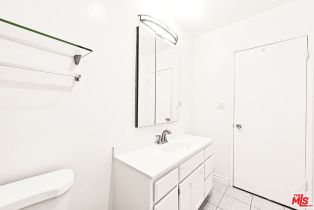 , 1868 10th st, Santa Monica, CA 90404 - 10