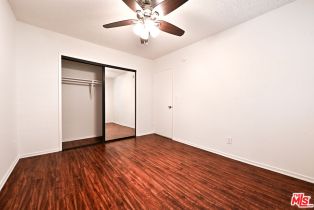 , 1868 10th st, Santa Monica, CA 90404 - 13