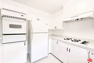 , 1868 10th st, Santa Monica, CA 90404 - 6