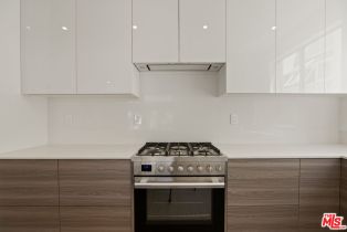 , 10630 Wilkins ave, Westwood, CA 90024 - 7