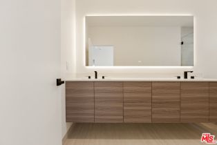 , 10630 Wilkins ave, Westwood, CA 90024 - 12