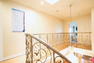 , 921 Georgina ave, Santa Monica, CA 90402 - 10