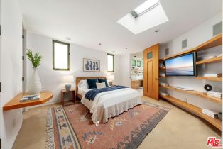 Single Family Residence, 1058 Vista Grande dr, Pacific Palisades, CA 90272 - 47