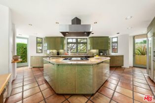 Single Family Residence, 1058 Vista Grande dr, Pacific Palisades, CA 90272 - 34