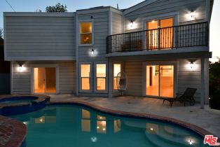 Single Family Residence, 19555 Oxnard st, Tarzana, CA 91356 - 55