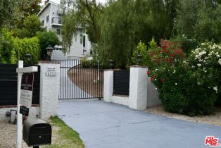 Single Family Residence, 19555 Oxnard st, Tarzana, CA 91356 - 56