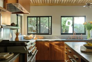 Single Family Residence, 6738 Wildlife rd, Malibu, CA 90265 - 8