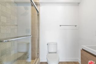 , 1025 Pleasantview ave, Venice, CA 90291 - 8