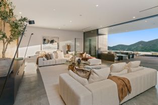 Single Family Residence, 2341 Gloaming way, Beverly Hills, CA 90210 - 13