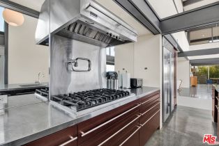 , 9892 BEVERLY GROVE dr, Beverly Hills, CA 90210 - 12