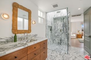 Single Family Residence, 5201 Via Donte, Venice, CA 90292 - 32