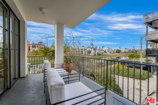 Single Family Residence, 5201 Via Donte, Venice, CA 90292 - 6