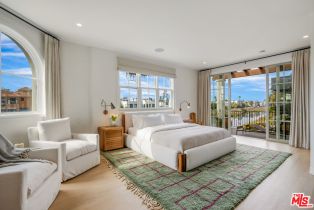 Single Family Residence, 5201 Via Donte, Venice, CA 90292 - 26