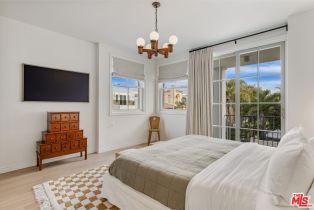 Single Family Residence, 5201 Via Donte, Venice, CA 90292 - 23