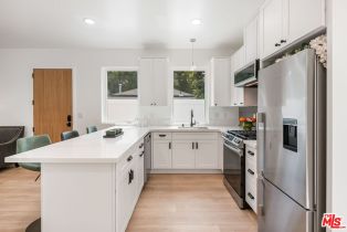 Condominium, 3643 Helms ave, Culver City, CA 90232 - 9