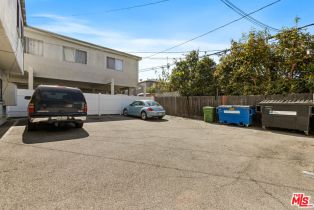 Residential Income, 2302 32nd st, Santa Monica, CA 90405 - 7