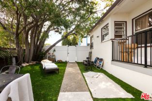 Residential Income, 2302 32nd st, Santa Monica, CA 90405 - 3
