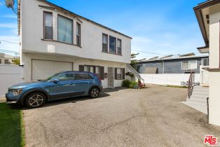 Residential Income, 2302 32nd st, Santa Monica, CA 90405 - 6