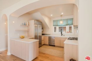 , 34 Park ave, Venice, CA 90291 - 2