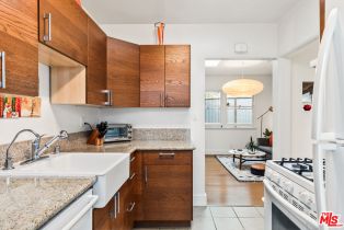 Residential Income, 608 Woodlawn ave, Venice, CA 90291 - 11