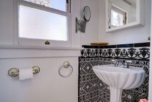 Residential Income, 1208 Cabrillo ave, Venice, CA 90291 - 12