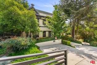 , 1218 La Cienega blvd, West Hollywood , CA 90069 - 3