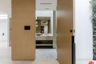 Single Family Residence, 1952 Beverly dr, Beverly Hills, CA 90210 - 23