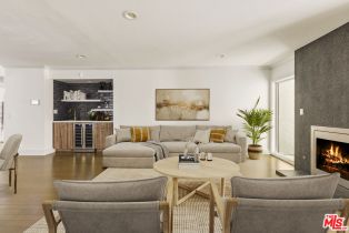 , 1129 Larrabee st, West Hollywood , CA 90069 - 5