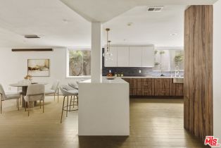 , 1129 Larrabee st, West Hollywood , CA 90069 - 7