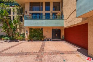 Single Family Residence, 1242 Angelo dr, Beverly Hills, CA 90210 - 3