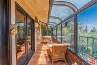 Single Family Residence, 1242 Angelo dr, Beverly Hills, CA 90210 - 11