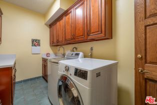 Single Family Residence, 1242 Angelo dr, Beverly Hills, CA 90210 - 44