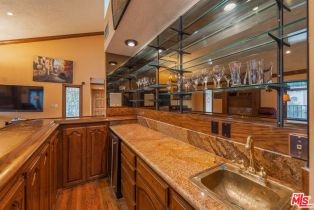 Single Family Residence, 1242 Angelo dr, Beverly Hills, CA 90210 - 7