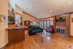 Single Family Residence, 1242 Angelo dr, Beverly Hills, CA 90210 - 4