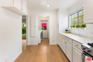 Single Family Residence, 22021 Celes st, Woodland Hills, CA 91364 - 13