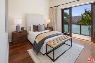 Single Family Residence, 1535 Umeo rd, Pacific Palisades, CA 90272 - 20