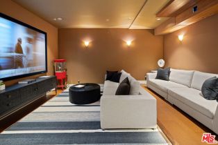 Single Family Residence, 1535 Umeo rd, Pacific Palisades, CA 90272 - 27