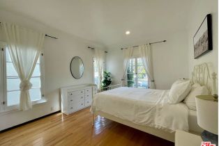 , 854 4th st, Santa Monica, CA 90403 - 10