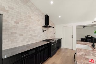 , 5444 Cromer pl, Woodland Hills, CA 91367 - 8