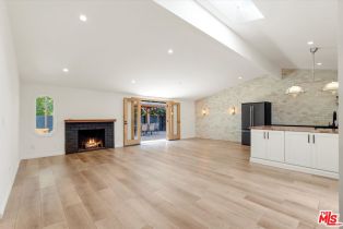 , 5444 Cromer pl, Woodland Hills, CA 91367 - 3