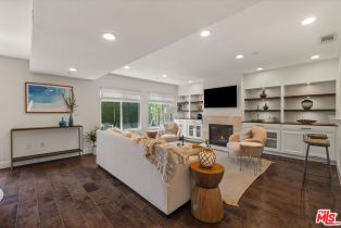 Condominium, 1837 12th st, Santa Monica, CA 90404 - 5