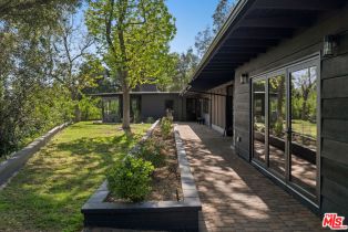 Single Family Residence, 2235 Villa Heights rd, Pasadena, CA 91107 - 5