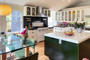 , 260 Entrada dr, Santa Monica, CA 90402 - 3